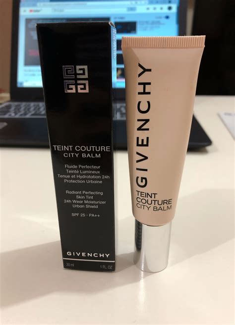 Givenchy N104 Teint Couture City Balm Radiant Perfecting